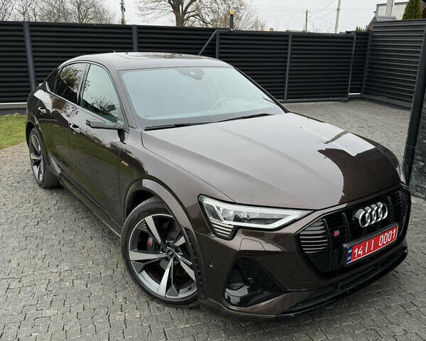 Коричневый Ауди E-Tron, объемом двигателя 0 л и пробегом 80 тыс. км за 44900 $, фото 2 на Automoto.ua