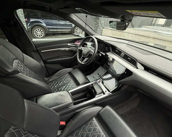 Коричневый Ауди E-Tron, объемом двигателя 0 л и пробегом 80 тыс. км за 44900 $, фото 27 на Automoto.ua