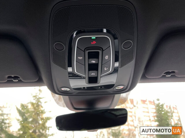 Красный Ауди E-Tron, объемом двигателя 95 л и пробегом 29 тыс. км за 38900 $, фото 19 на Automoto.ua