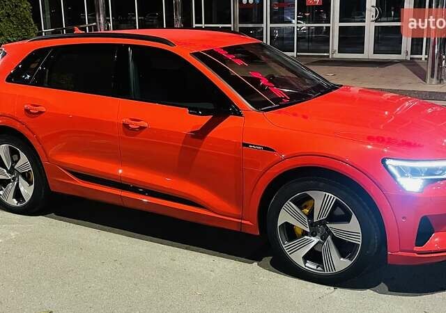 Красный Ауди E-Tron, объемом двигателя 0 л и пробегом 119 тыс. км за 29500 $, фото 9 на Automoto.ua