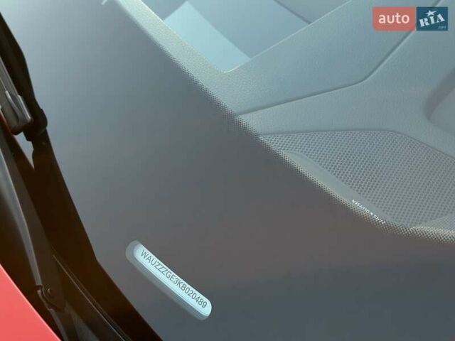 Красный Ауди E-Tron, объемом двигателя 0 л и пробегом 64 тыс. км за 34900 $, фото 44 на Automoto.ua