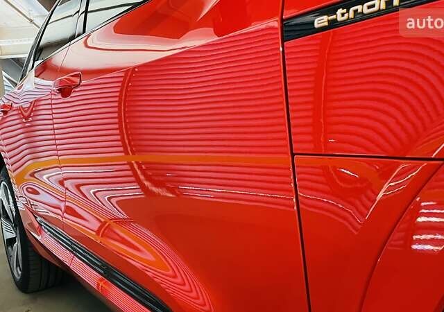 Красный Ауди E-Tron, объемом двигателя 0 л и пробегом 119 тыс. км за 29500 $, фото 32 на Automoto.ua
