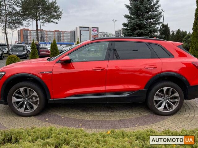 Красный Ауди E-Tron, объемом двигателя 95 л и пробегом 29 тыс. км за 38900 $, фото 3 на Automoto.ua