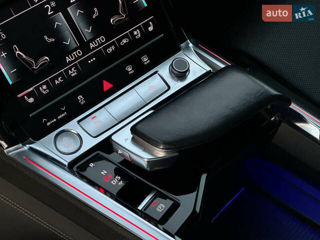 Красный Ауди E-Tron, объемом двигателя 0 л и пробегом 64 тыс. км за 34900 $, фото 85 на Automoto.ua