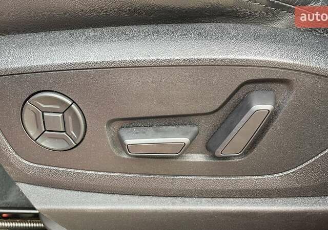 Красный Ауди E-Tron, объемом двигателя 0 л и пробегом 119 тыс. км за 29500 $, фото 56 на Automoto.ua