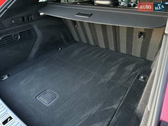 Красный Ауди E-Tron, объемом двигателя 0 л и пробегом 64 тыс. км за 34900 $, фото 93 на Automoto.ua