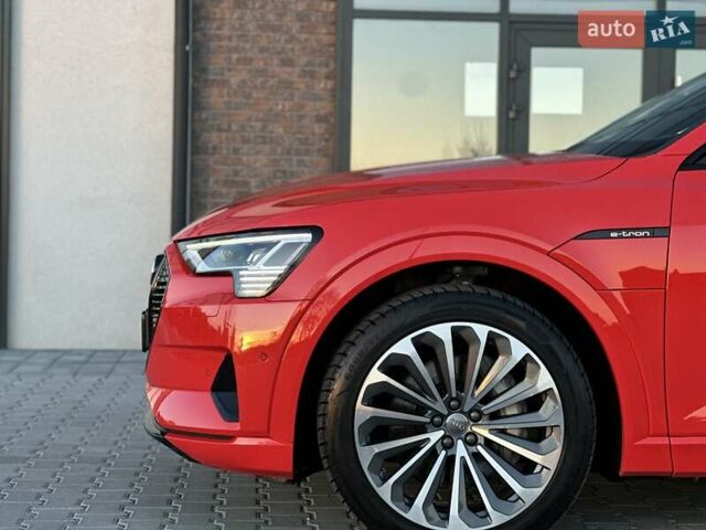 Красный Ауди E-Tron, объемом двигателя 0 л и пробегом 64 тыс. км за 34900 $, фото 33 на Automoto.ua