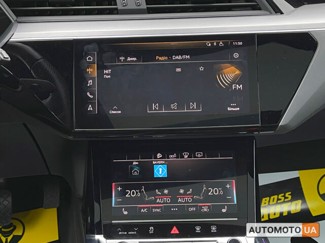 Красный Ауди E-Tron, объемом двигателя 95 л и пробегом 29 тыс. км за 38900 $, фото 13 на Automoto.ua