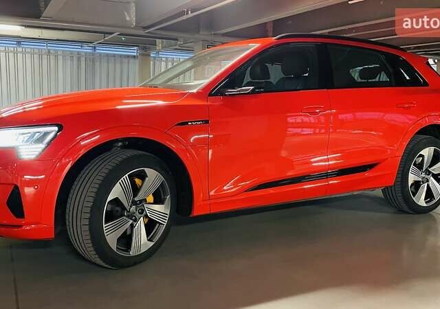 Красный Ауди E-Tron, объемом двигателя 0 л и пробегом 119 тыс. км за 29500 $, фото 13 на Automoto.ua