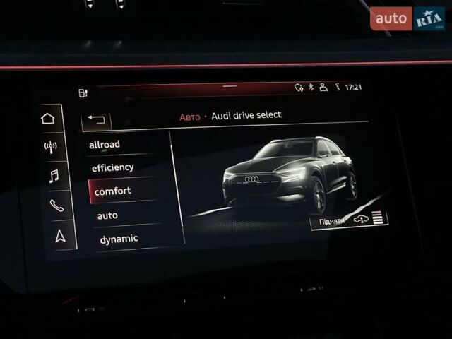 Красный Ауди E-Tron, объемом двигателя 0 л и пробегом 64 тыс. км за 34900 $, фото 82 на Automoto.ua