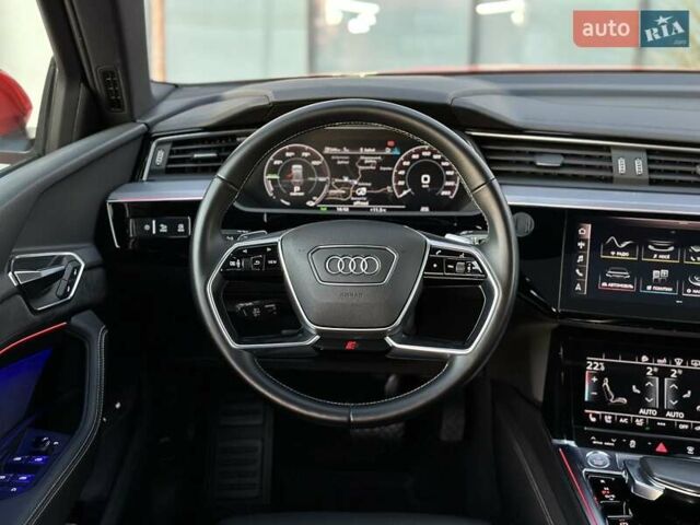 Красный Ауди E-Tron, объемом двигателя 0 л и пробегом 64 тыс. км за 34900 $, фото 70 на Automoto.ua