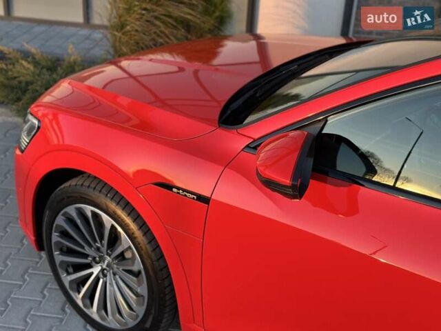 Красный Ауди E-Tron, объемом двигателя 0 л и пробегом 64 тыс. км за 34900 $, фото 12 на Automoto.ua