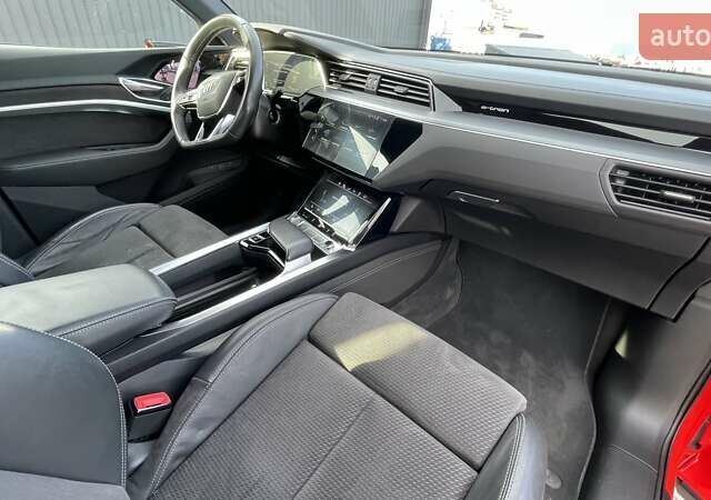Красный Ауди E-Tron, объемом двигателя 0 л и пробегом 119 тыс. км за 29500 $, фото 42 на Automoto.ua