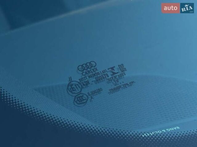 Красный Ауди E-Tron, объемом двигателя 0 л и пробегом 64 тыс. км за 34900 $, фото 45 на Automoto.ua