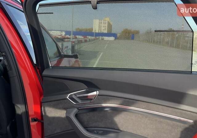 Красный Ауди E-Tron, объемом двигателя 0 л и пробегом 119 тыс. км за 29500 $, фото 41 на Automoto.ua