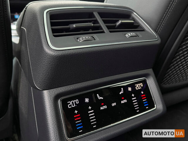 Красный Ауди E-Tron, объемом двигателя 95 л и пробегом 29 тыс. км за 38900 $, фото 11 на Automoto.ua