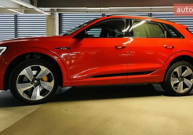 Красный Ауди E-Tron, объемом двигателя 0 л и пробегом 119 тыс. км за 29500 $, фото 24 на Automoto.ua