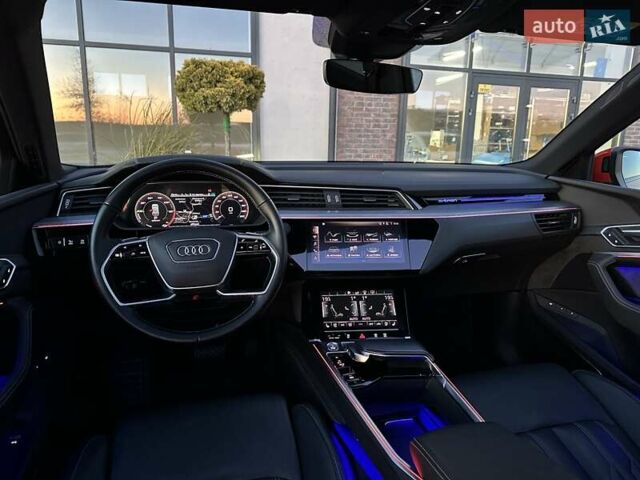 Красный Ауди E-Tron, объемом двигателя 0 л и пробегом 64 тыс. км за 34900 $, фото 67 на Automoto.ua