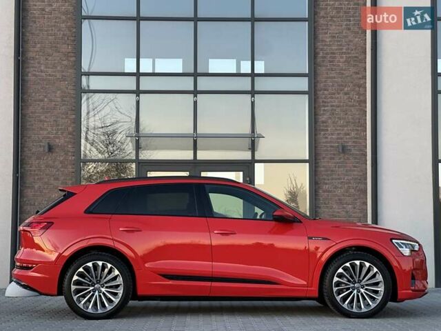 Красный Ауди E-Tron, объемом двигателя 0 л и пробегом 64 тыс. км за 34900 $, фото 29 на Automoto.ua