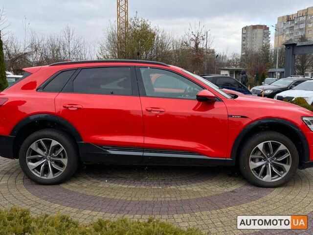 Красный Ауди E-Tron, объемом двигателя 95 л и пробегом 29 тыс. км за 38900 $, фото 7 на Automoto.ua