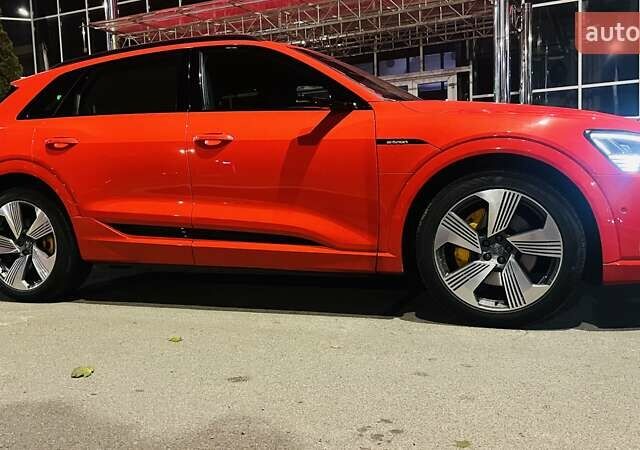Красный Ауди E-Tron, объемом двигателя 0 л и пробегом 119 тыс. км за 29500 $, фото 3 на Automoto.ua