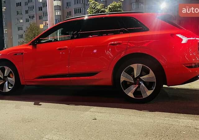 Красный Ауди E-Tron, объемом двигателя 0 л и пробегом 119 тыс. км за 29500 $, фото 1 на Automoto.ua