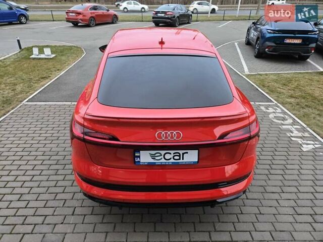 Червоний Ауді E-Tron, об'ємом двигуна 0 л та пробігом 130 тис. км за 35888 $, фото 16 на Automoto.ua