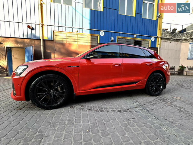 Красный Ауди E-Tron, объемом двигателя 0 л и пробегом 23 тыс. км за 45000 $, фото 15 на Automoto.ua