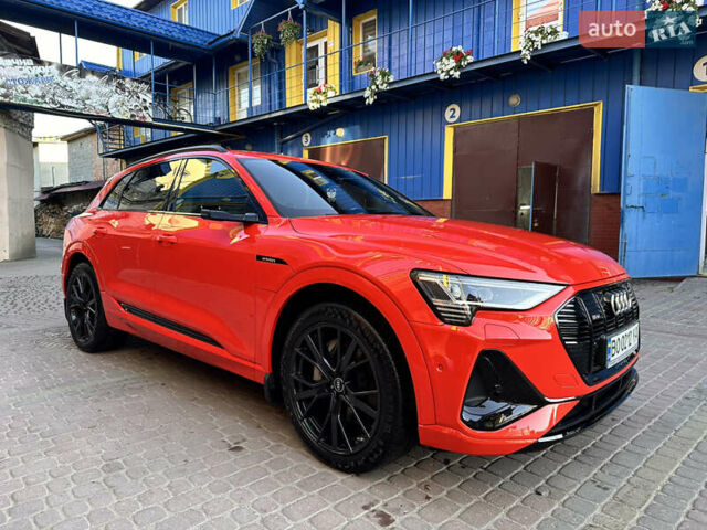 Красный Ауди E-Tron, объемом двигателя 0 л и пробегом 23 тыс. км за 45000 $, фото 4 на Automoto.ua