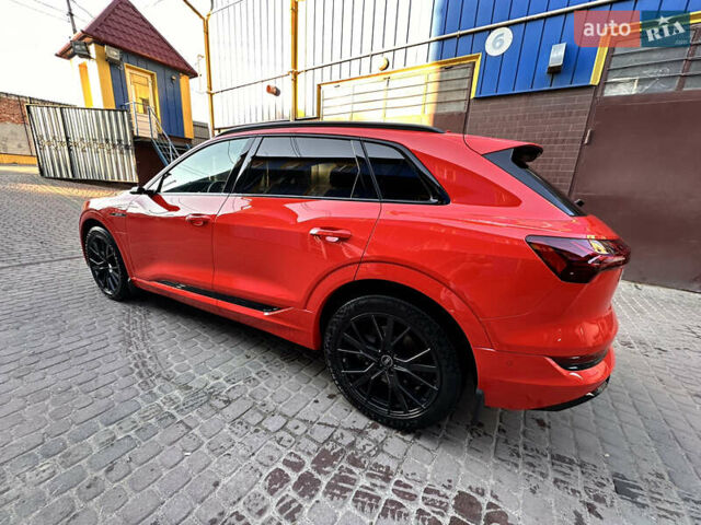 Красный Ауди E-Tron, объемом двигателя 0 л и пробегом 23 тыс. км за 45000 $, фото 13 на Automoto.ua