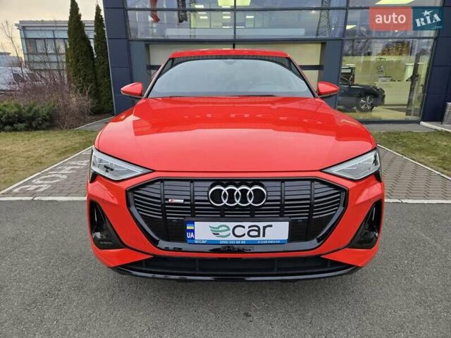 Червоний Ауді E-Tron, об'ємом двигуна 0 л та пробігом 130 тис. км за 35888 $, фото 5 на Automoto.ua