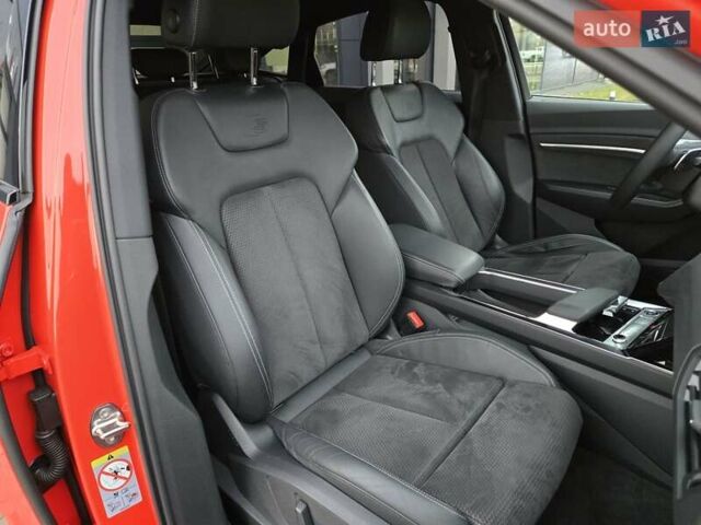 Червоний Ауді E-Tron, об'ємом двигуна 0 л та пробігом 130 тис. км за 35888 $, фото 43 на Automoto.ua