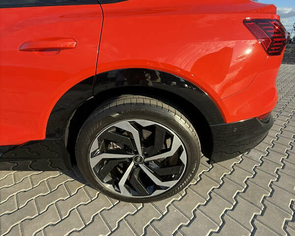 Красный Ауди E-Tron, объемом двигателя 0 л и пробегом 53 тыс. км за 43500 $, фото 8 на Automoto.ua