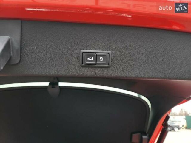 Червоний Ауді E-Tron, об'ємом двигуна 0 л та пробігом 51 тис. км за 46888 $, фото 86 на Automoto.ua