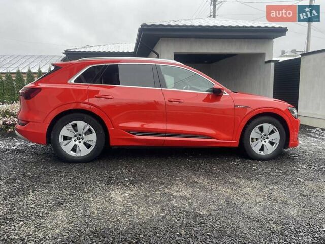 Червоний Ауді E-Tron, об'ємом двигуна 0 л та пробігом 68 тис. км за 33600 $, фото 2 на Automoto.ua