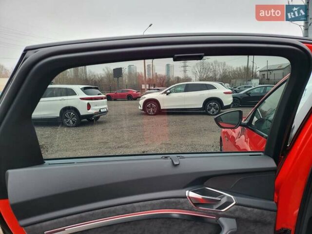 Червоний Ауді E-Tron, об'ємом двигуна 0 л та пробігом 51 тис. км за 46888 $, фото 57 на Automoto.ua