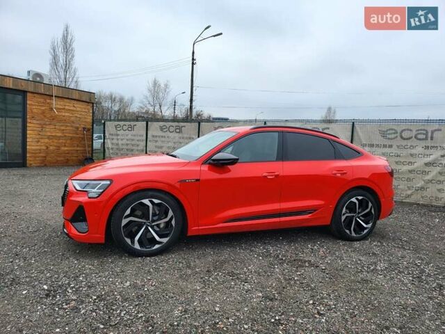Червоний Ауді E-Tron, об'ємом двигуна 0 л та пробігом 51 тис. км за 46888 $, фото 28 на Automoto.ua