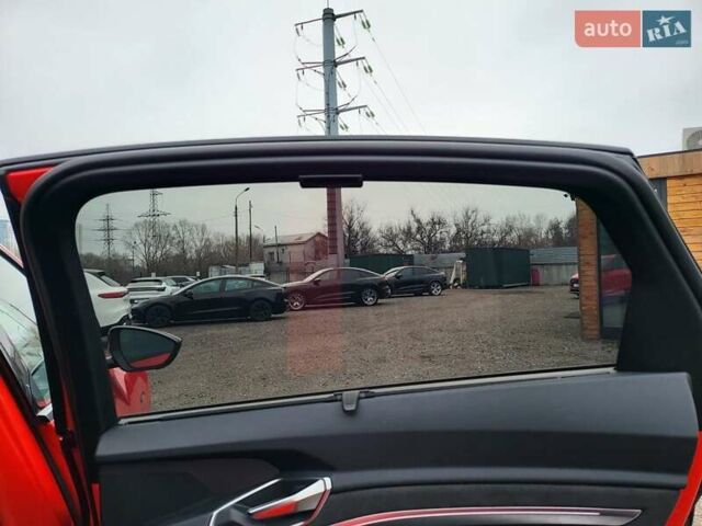 Червоний Ауді E-Tron, об'ємом двигуна 0 л та пробігом 51 тис. км за 46888 $, фото 75 на Automoto.ua