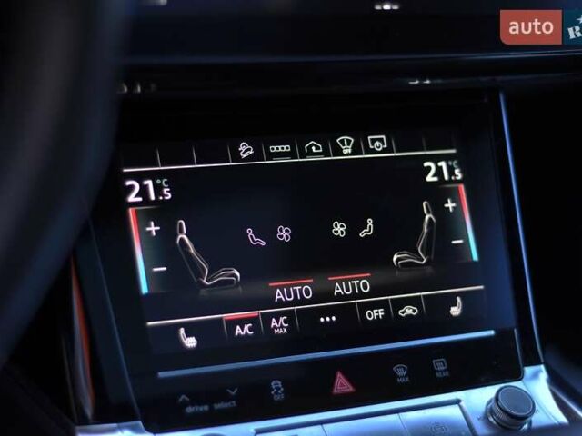 Красный Ауди E-Tron, объемом двигателя 0 л и пробегом 44 тыс. км за 32000 $, фото 18 на Automoto.ua