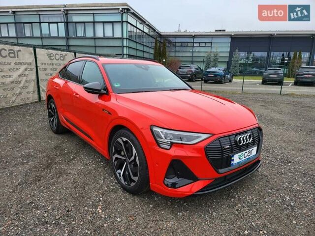 Червоний Ауді E-Tron, об'ємом двигуна 0 л та пробігом 51 тис. км за 46888 $, фото 9 на Automoto.ua