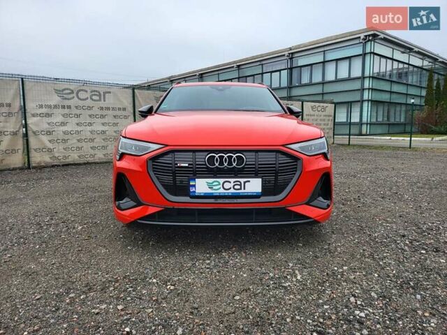 Червоний Ауді E-Tron, об'ємом двигуна 0 л та пробігом 51 тис. км за 46888 $, фото 6 на Automoto.ua