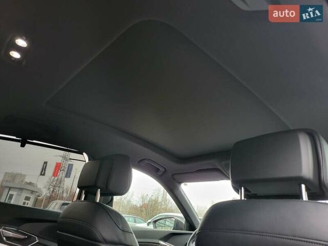 Червоний Ауді E-Tron, об'ємом двигуна 0 л та пробігом 51 тис. км за 46888 $, фото 71 на Automoto.ua