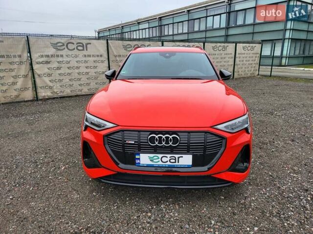 Червоний Ауді E-Tron, об'ємом двигуна 0 л та пробігом 51 тис. км за 46888 $, фото 4 на Automoto.ua