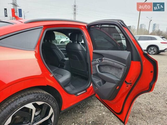 Червоний Ауді E-Tron, об'ємом двигуна 0 л та пробігом 51 тис. км за 46888 $, фото 72 на Automoto.ua