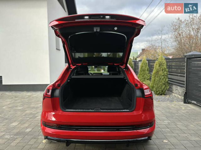 Красный Ауди E-Tron, объемом двигателя 0 л и пробегом 36 тыс. км за 48499 $, фото 100 на Automoto.ua