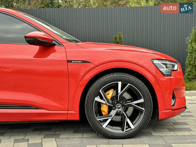 Красный Ауди E-Tron, объемом двигателя 0 л и пробегом 59 тыс. км за 37900 $, фото 17 на Automoto.ua