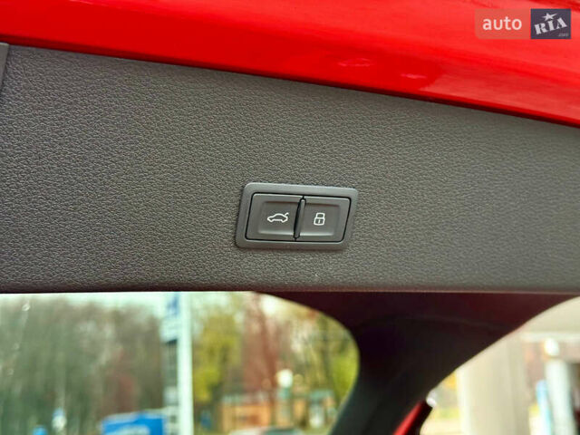 Красный Ауди E-Tron, объемом двигателя 0 л и пробегом 37 тыс. км за 49500 $, фото 54 на Automoto.ua