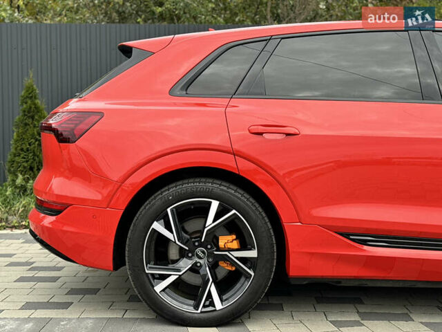 Красный Ауди E-Tron, объемом двигателя 0 л и пробегом 59 тыс. км за 37900 $, фото 16 на Automoto.ua