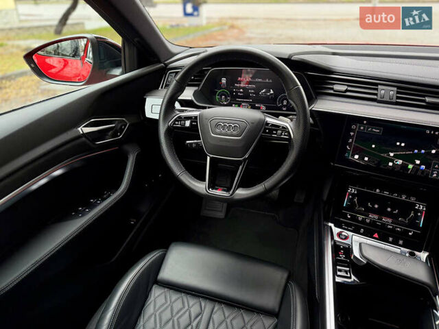 Красный Ауди E-Tron, объемом двигателя 0 л и пробегом 37 тыс. км за 49500 $, фото 49 на Automoto.ua