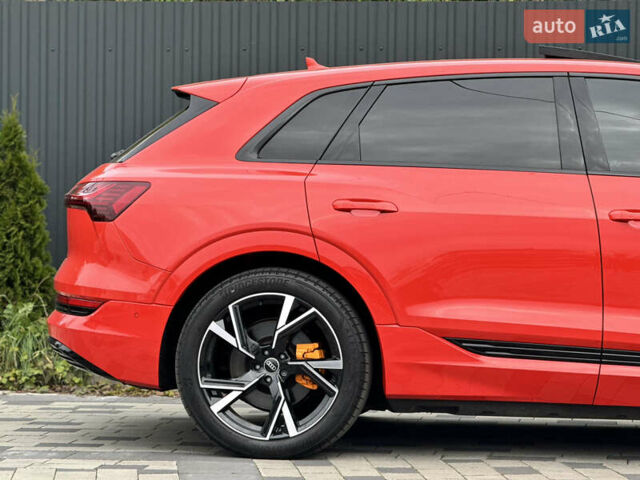 Красный Ауди E-Tron, объемом двигателя 0 л и пробегом 59 тыс. км за 37900 $, фото 13 на Automoto.ua
